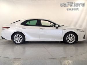 Toyota Camry 2.5 PET Hybrid - Image 2