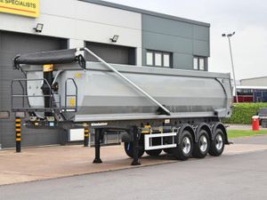 NEW 2025 KASSBOHRER TRI-AXLE TIPPING TRAILER - Image 3