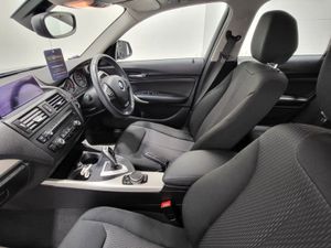BMW 1 Series 116i 1.6 Automatic  Reverse Camera - Image 2