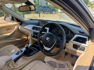 BMW 3-Series 2016 - Image 2