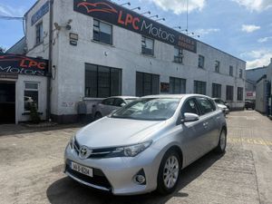 Toyota Auris 2014 low mileage - Image 3