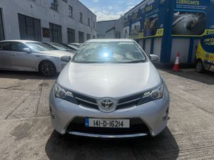 Toyota Auris 2014 low mileage - Image 4