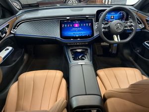 Mercedes-Benz E-Class E 300E AMG Edition Plus - Image 4
