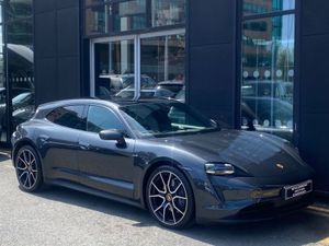 Porsche Taycan Sport Turismo - Image 3