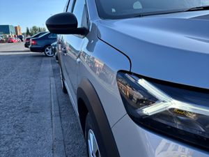 2022 Dacia Jogger 1.0 Petrol 7 Seater - Image 3
