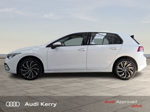 Volkswagen Golf Life 1.0 TSI Mhev 110HP Auto - Image 4