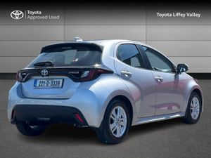 Toyota Yaris HYBRID LUNA 4DR AUTO - Image 2