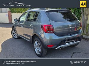 Dacia Sandero Stepway SE Summit 1.5 DCI 90 P 4DR - Image 2