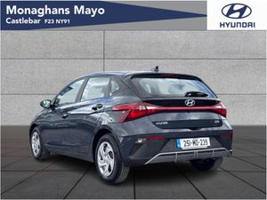 Hyundai i20 PETROL CLASSIC - Image 3