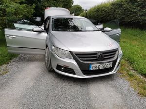 Volkswagen Passat 2009 - Image 2