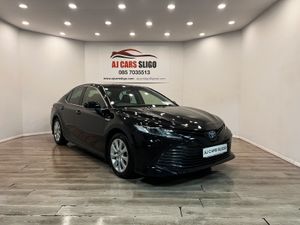 LOW MILES TOYOTA CAMRY SOL 2.5L HYBRID AUTO 2020 - Image 2