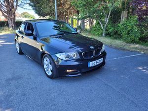 BMW  120i - Image 3