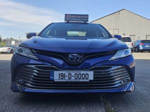 2019 Toyota Camry | Hybrid - Image 3