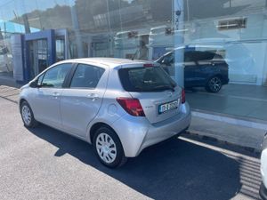 Toyota Yaris 2017 - Image 3