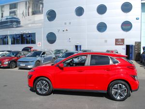 Hyundai KONA 2023 - Image 2