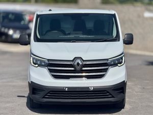 Renault Trafic 2022 Renault Trafic LL30 B-NESS + B - Image 4