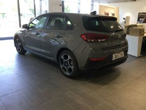 Hyundai i30 Nline Petrol - Image 3