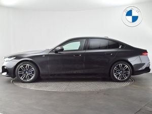 BMW i5 Edrive40 M Sport Saloon - Image 3