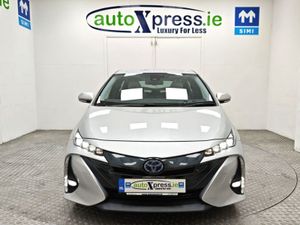Toyota Prius 1.8 PHV A Premium Automatic  Reversi - Image 3
