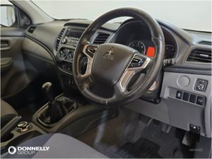 Mitsubishi L 200 Double Cab Di-d 151 4life 4WD - Image 4