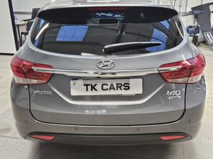 17 HYUNDAI I40 SE NAV BUS B/D  ESTATE EDITION - Image 4