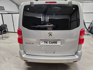 18 PEUGEOT TRAVELLER  ALLURE 8 SEATER AUTO - Image 4