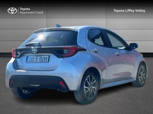 Toyota Yaris YARIS 1.0 LUNA SPORT - Image 2