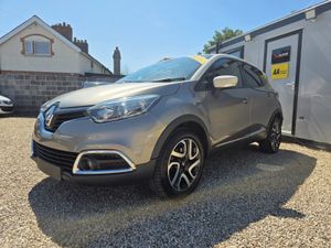 Renault Captur Automatic - Image 2