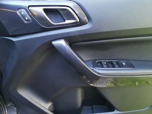 Ford Ranger 2022 the Auto and Top Spec - Image 3