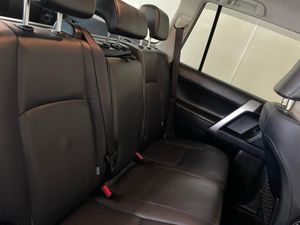 Toyota Land Cruiser LAND CRU LWB BUSINESS 4DR A AU - Image 3