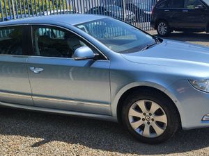 Skoda Superb 2013 - Image 4