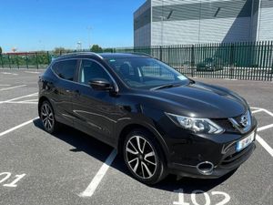 Nissan QASHQAI 1.2 Petrol SVE High Spec Model  Lo - Image 3
