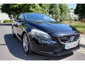 Volvo V40 T4 1.6 Automatic Fsh  NCT - Image 2
