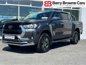 Toyota HiLux 2.8 SR5 Double CAB 4DR - Image 2