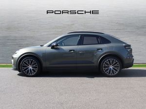 Porsche Macan 4 Electric - Image 3