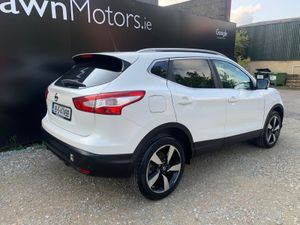 NISSAN QASHQAI 1.2 XE 5DR - Image 3