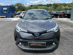 2018 (182) Toyota CH-R Design 1.8 CVT Hybrid - Image 3