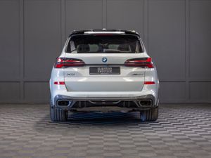 232 BMW X5 X-Drive 50e M-Sport - Image 4