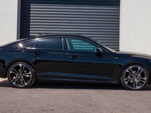 Audi A5 2.0 TDI Sport 190PS  black Edition Stylin - Image 3