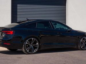 Audi A5 2.0 TDI Sport 190PS  black Edition Stylin - Image 4