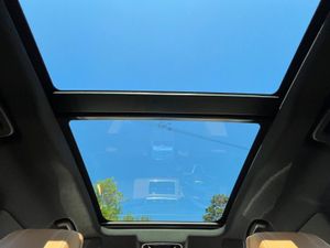 Land Rover Range Rover Velar Sunroof R-dynamic HS - Image 3
