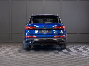 2021 Audi Q7 S-Line 55 TFSI-E Quattro - Image 4