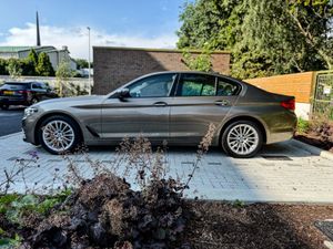 BMW 5 Series 520d SE 18  Auto - Image 4