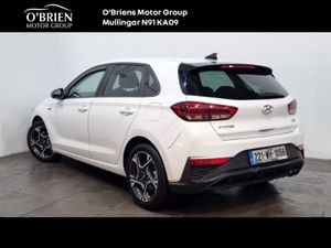 Hyundai i30 Petrol Deluxe Nline - Image 3