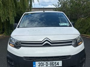 Citroen Berlingo 201 INCLUDES VAT - Image 2