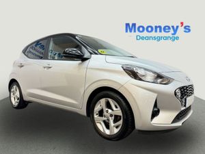 Hyundai i10 i10 Deluxe  2 Tone Black Roof - Image 4