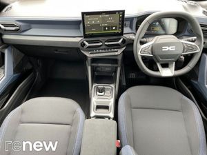Dacia Duster Expression 1.6 Full Hybrid 145BHP - Image 2