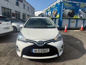 Toyota Yaris 2016 Hybrid Auto - Image 4