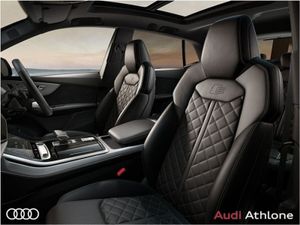 Audi Q8 3.0tfsie 483BHP Quattro Competition Tip-t - Image 4