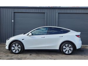 Tesla Model Y RWD - Image 4